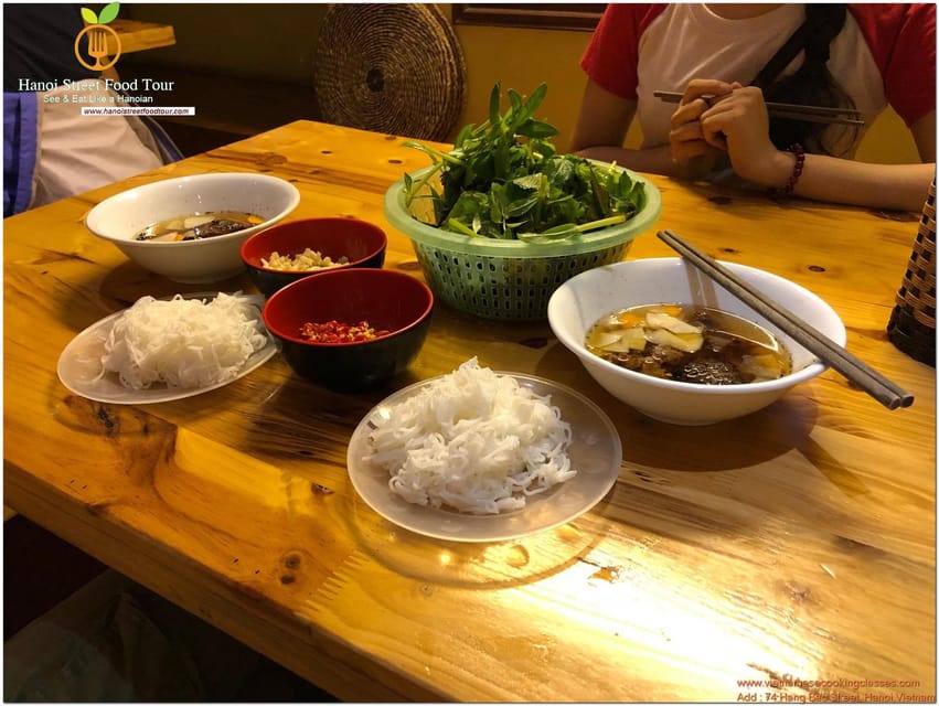 A Private Tour: Uncovering Hanoi Foodie With Train Street - Atmosphere and Culture