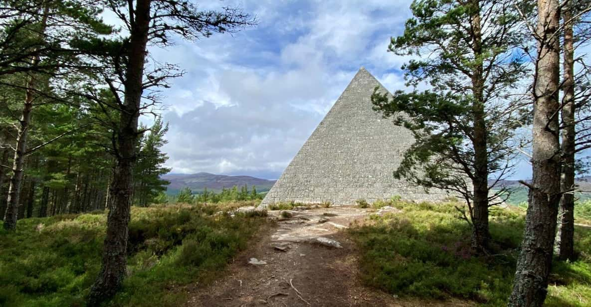 Aberdeenshire: Balmoral Cairns Walking Tour - Inclusions