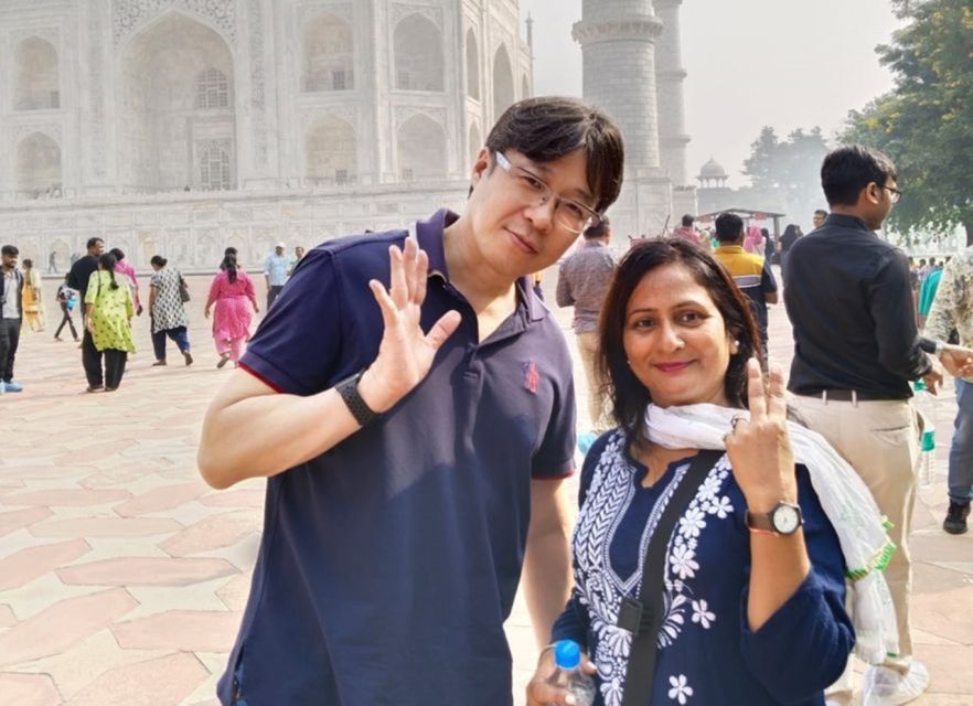 Agra: Private Full Day Agra Sightseeing Tour With Guide - Tips for Your Tour