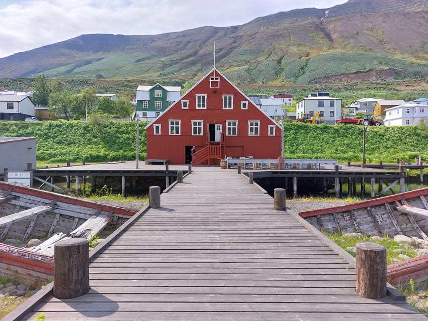 Akureyri-Siglufjörður; Half Day to the Arctic Coastline - Free Time in Siglufjörður