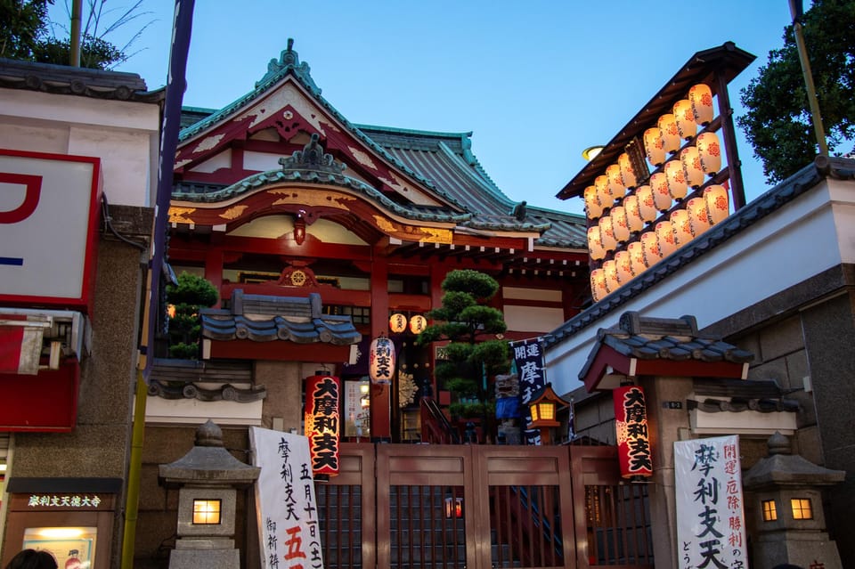 All-You-Can-Drink Bar Hopping Tour in Ueno - Photography Opportunities