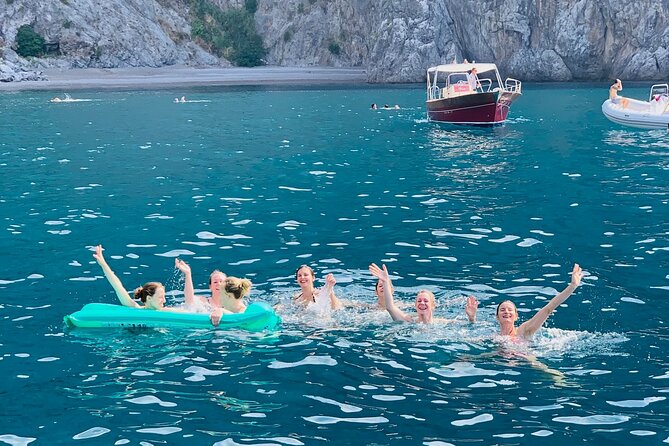 Amalfi Coast Private Boat Tour - Boat Specifications