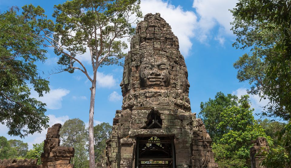 Angkor Explorer Inclusive Lunch at the Local House - Group Size Information