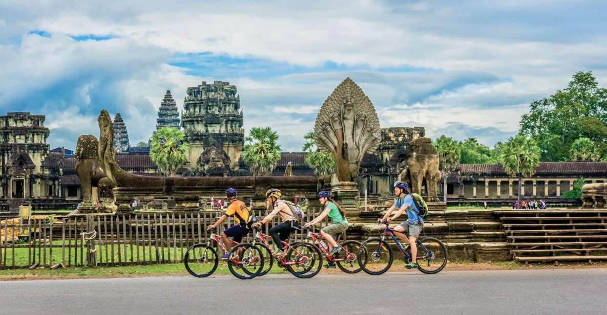 Angkor Wat: Guided Sunrise Bike Tour W/ Breakfast and Lunch - Meals Included