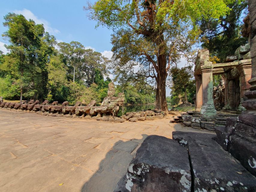 Angkor Wat Sunrise Main Temples Tour(Included Breakfast) - Angkor Wat Sunrise Experience