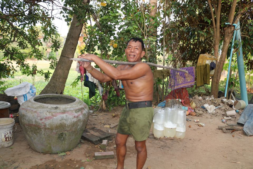 Angkor Wat: Tuk Tuk and Walking Tour - Essential Information to Bring