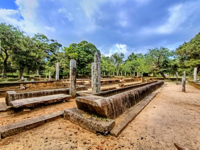 Anuradhapura : Ancient City TukTuk Tour - Inclusions and Amenities