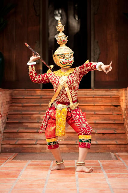 Apsara Theatre Performance Include Dinner & Hotel Pick up - Booking Your Experience