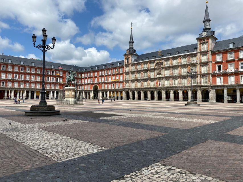 Architecture Tour: Old Historic Madrid With an Architect - Included and Excluded Services