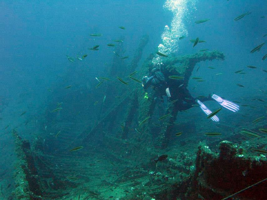 Athens: Adventure Dives in Nea Makri for Certified Divers - Equipment and Inclusions