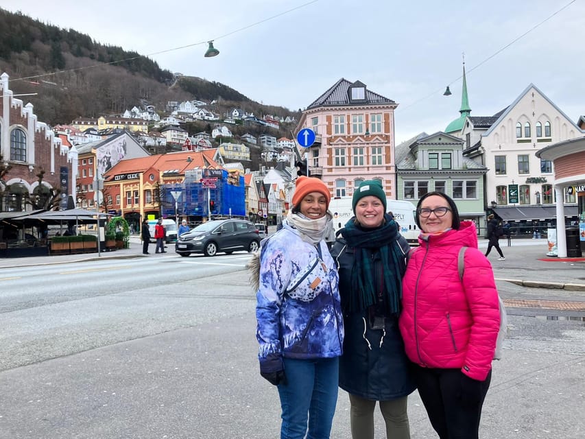 Authentic Private Walking Tour of Bergen - Tour Features