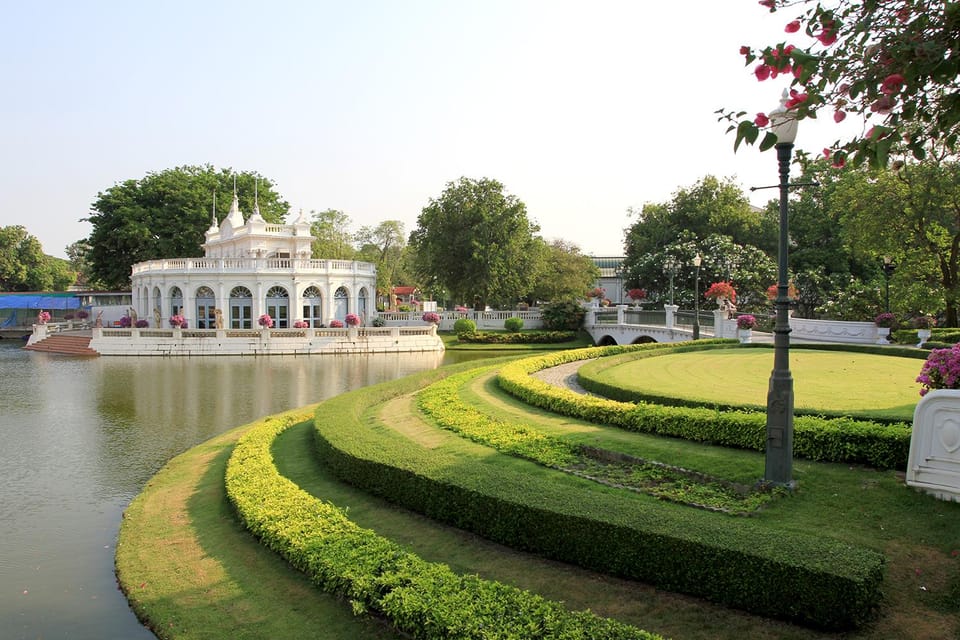 Bangkok: Audio Guides for Bangkok, Chiang Mai and Ayutthaya - Accessing the Audio Guide Content