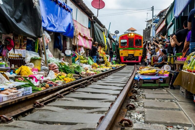 Bangkok: Maeklong Railway & Amphawa Floating Market Tour - Fireflies Boat Ride