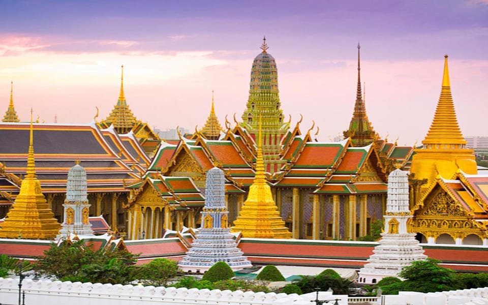 Bangkok: Suvarnabhumi Airport Private Transfer - Recommended Essentials