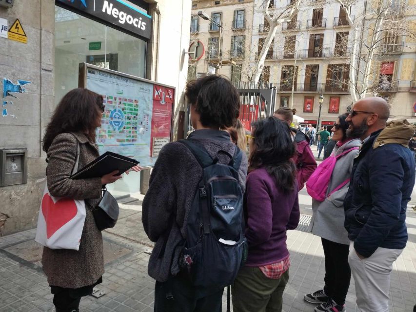 Barcelona: Boqueria Market & Barrio Gotico Street Food Tour - Meeting Point & Guide