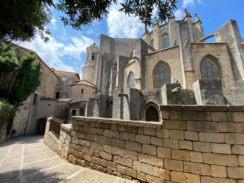 Barcelona: Girona Province Day Trip With Dali Museum Entry - Salvador Dalis Artistic Legacy