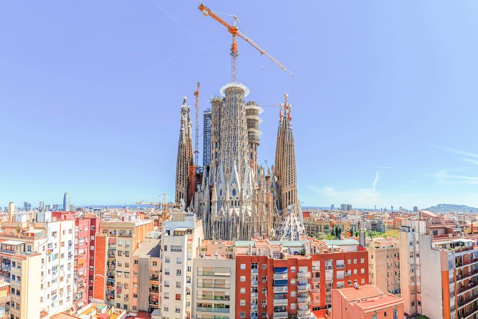 Barcelona: Gothic Quarter & Sagrada Familia Area Segway Tour - Meeting Point and Important Information