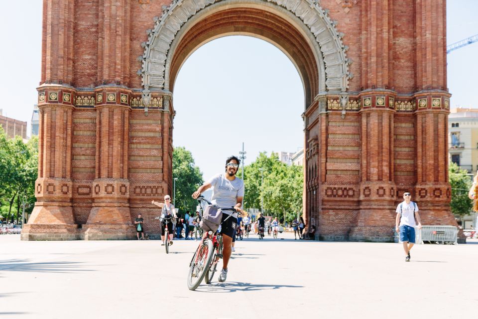 Barcelona: Half–Day Gaudi Bike Tour & Sagrada Familia Ticket - Participant Information