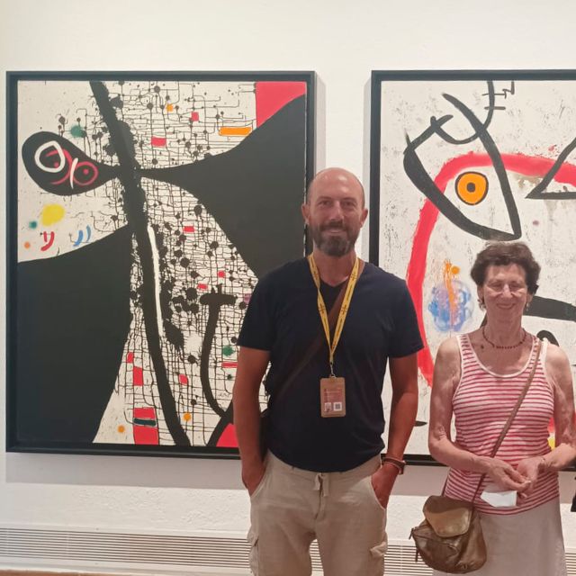 Barcelona: Joan Miro Foundation Art Historian Private Tour - Important Information