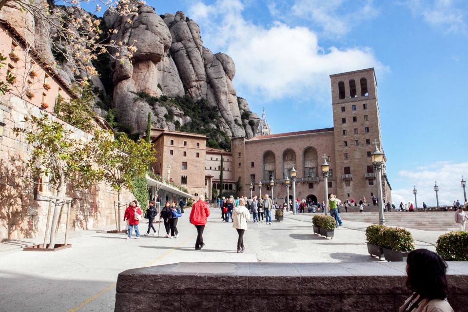 Barcelona: Montserrat Tour With Cog-Wheel & Black Madonna - Monastery Guided Tour