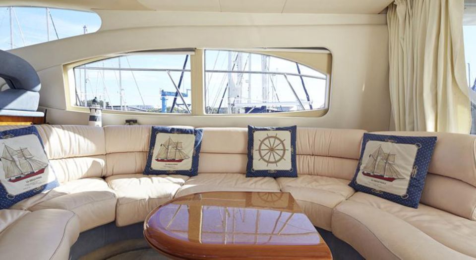 Barcelona: Private Motor Yacht Charter - Included Amenities