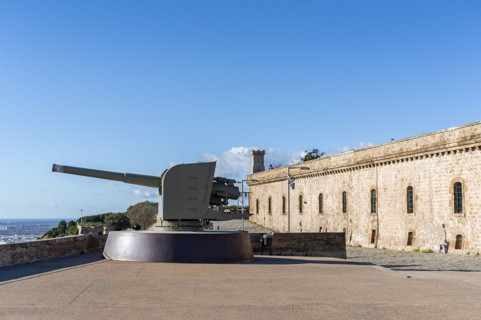 Barcelona: Walking Tour With Montjuic Castle & Cable Car - Important Information