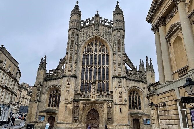 Bath Public Walking Tour Including Bath Abbey - Bath Abbey Exploration