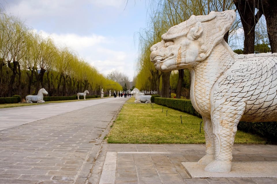 Beijing Private Day Tour to Ming Tombs - Accessibility