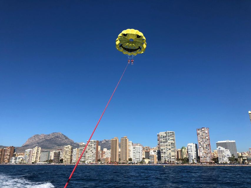 Benidorm: Parasailing Boat Trip With Costa Blanca Views - Professional Parasailing Team