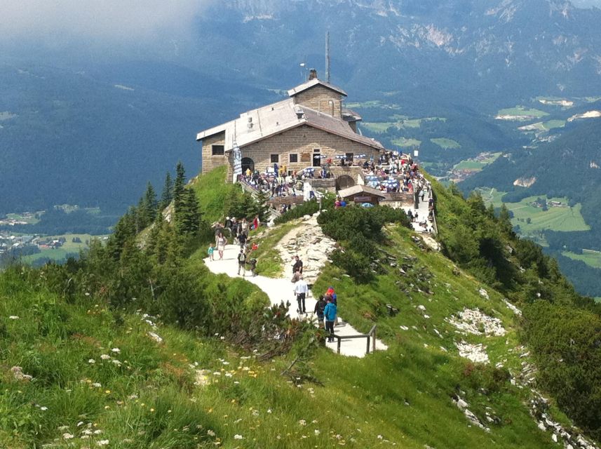 Berchtesgaden: Private Eagles Nest & Obersalzberg WWII Tour - Driving and Walking Tour