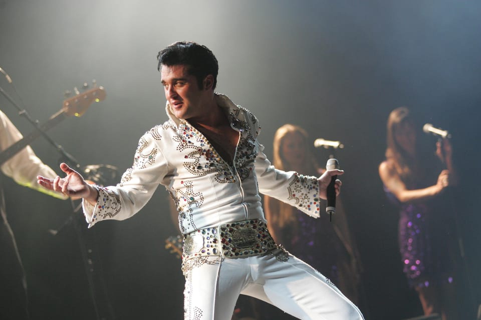 Berlin: ELVIS - The Musical Ticket - Highlights of the Show