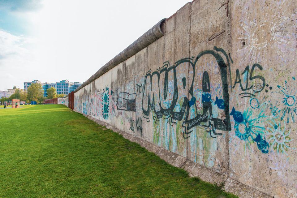 Berlin: Graffiti Workshop at the Berlin Wall - Accessibility Features