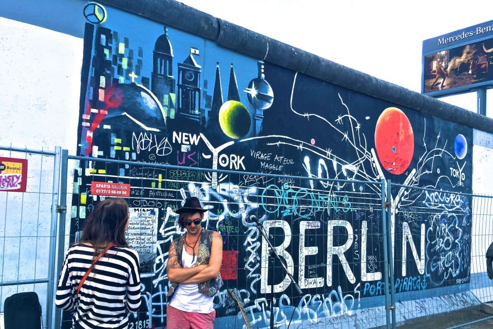 Berlin : Private Street Art Walking Tour (Private Tour) - Inclusions and Exclusions