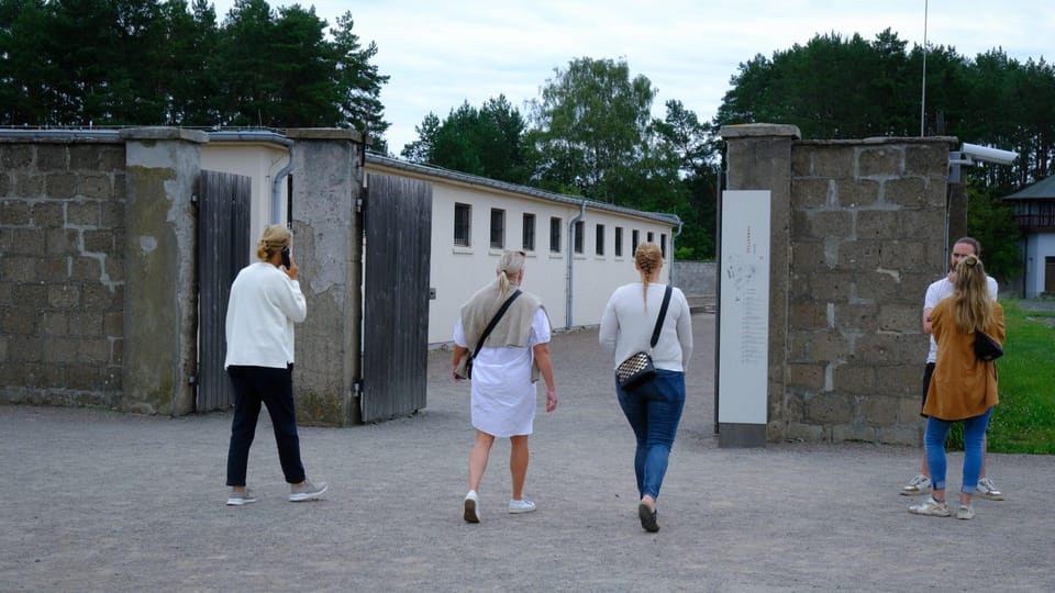 Berlin: Sachsenhausen Concentration Camp Museum Tour - Customer Reviews and Ratings