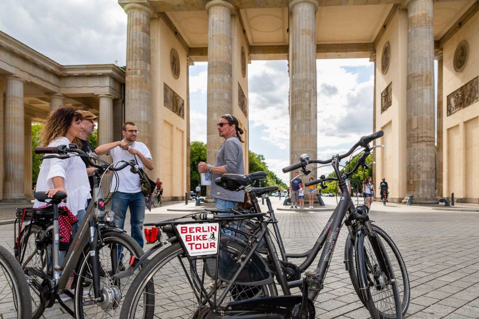 Berlin: Small Group Bike Tour Through City Center - Meeting Point Details