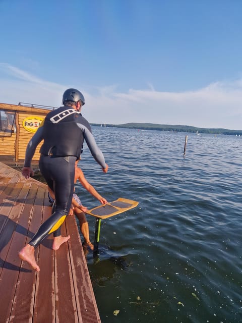 Berlin: SUPFOIL Course - Fly Over the Water Under Your Own Power - Equipment and Safety