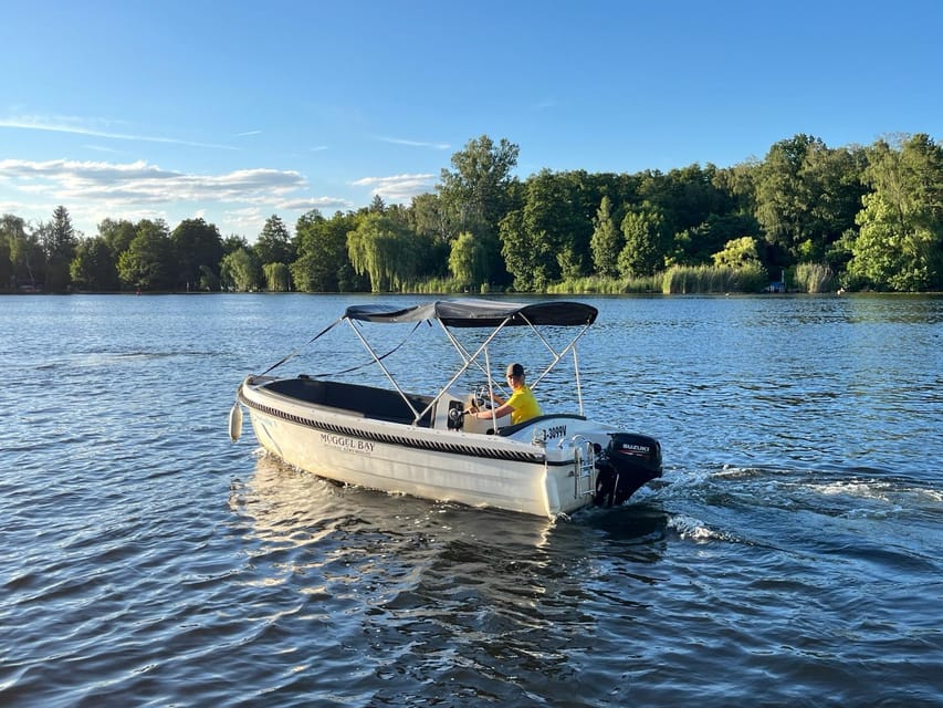 Berlin: Wonderful Days Renting the Motorboat Tortola - Participant Requirements