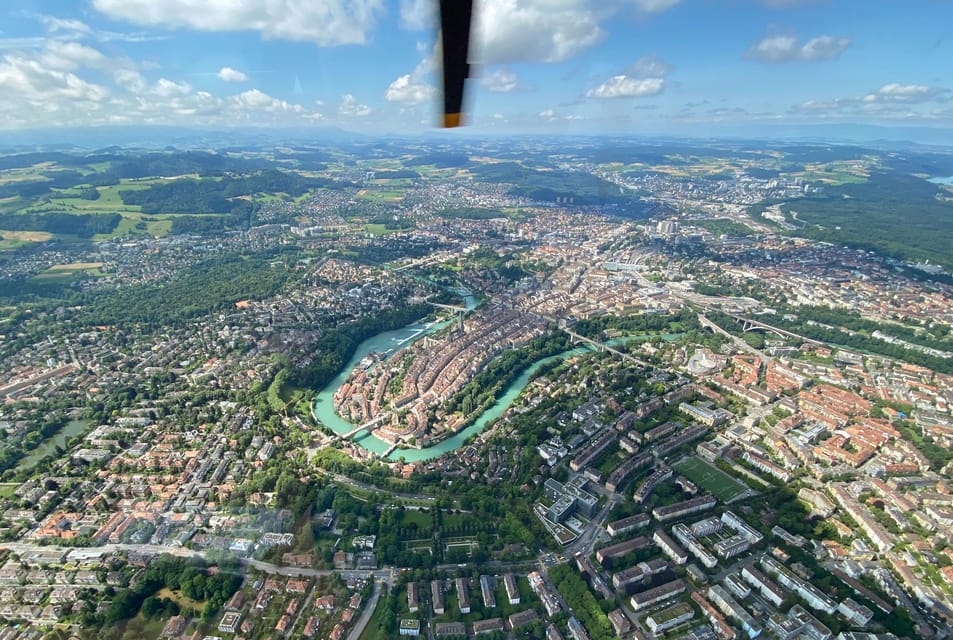 Bern: Exclusive Helicopter-Tour for 4 Over the Swiss Capital - Inclusions and Amenities