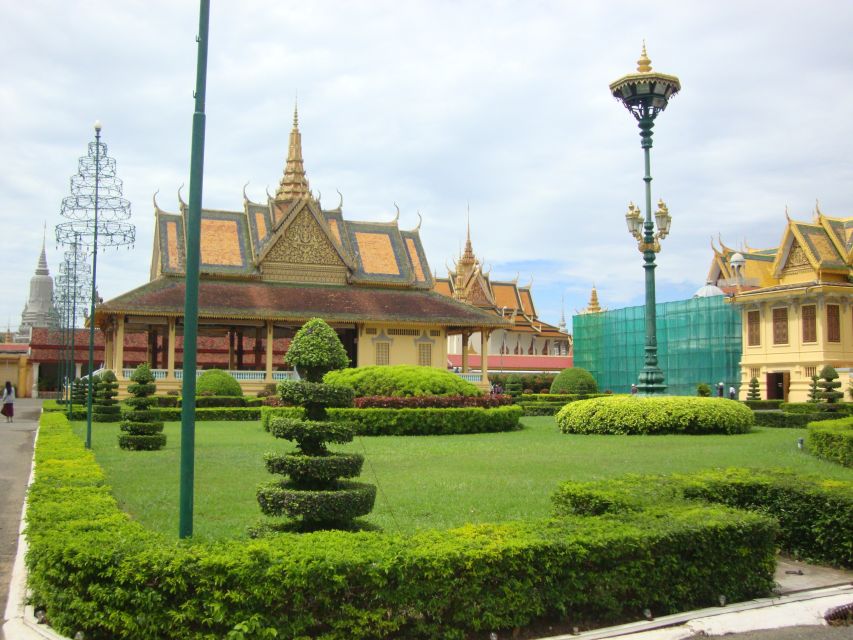 Best of Phnom Penh: Half-Day Private City Tour - Important Information