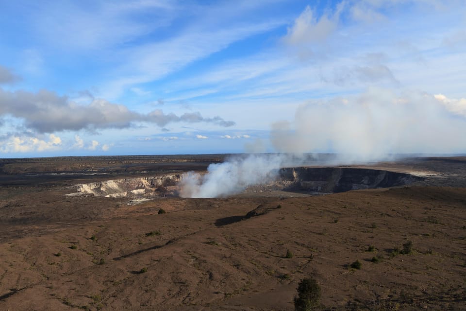 Big Island: Hawaii Volcanoes National Park and Hilo Tour - Lunch at Kilauea Lodge