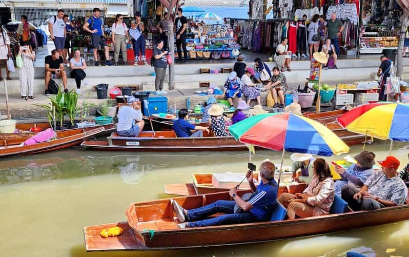 BKK : Private Damnoen Saduak Floating Market & Train Market - Maeklong Railway Market