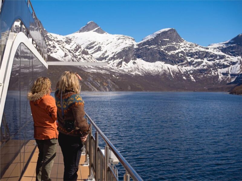 Bodø: Silent Winter Fjord Cruise - Onboard Refreshments
