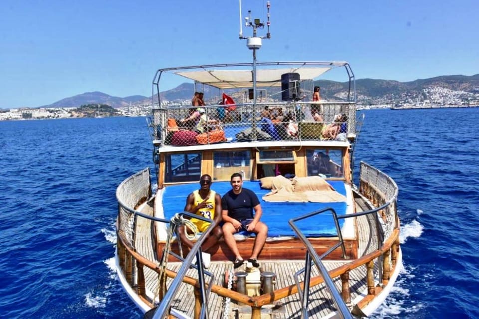 Bodrum: Beaches and Islands Boat Tour With Lunch - Activities on the Boat