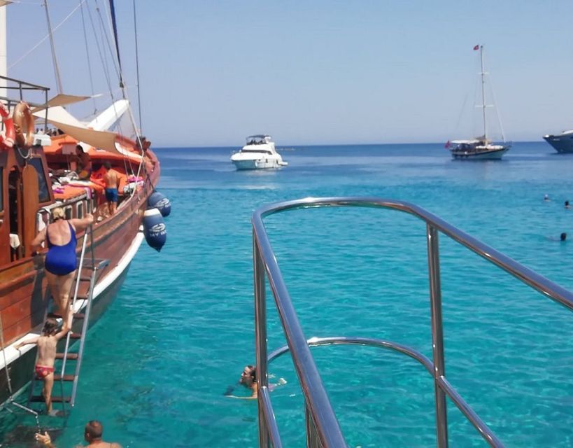 Bodrum: Boat Cruise With Lunch and Optional Hotel Transfer - Inclusions and Meeting Point