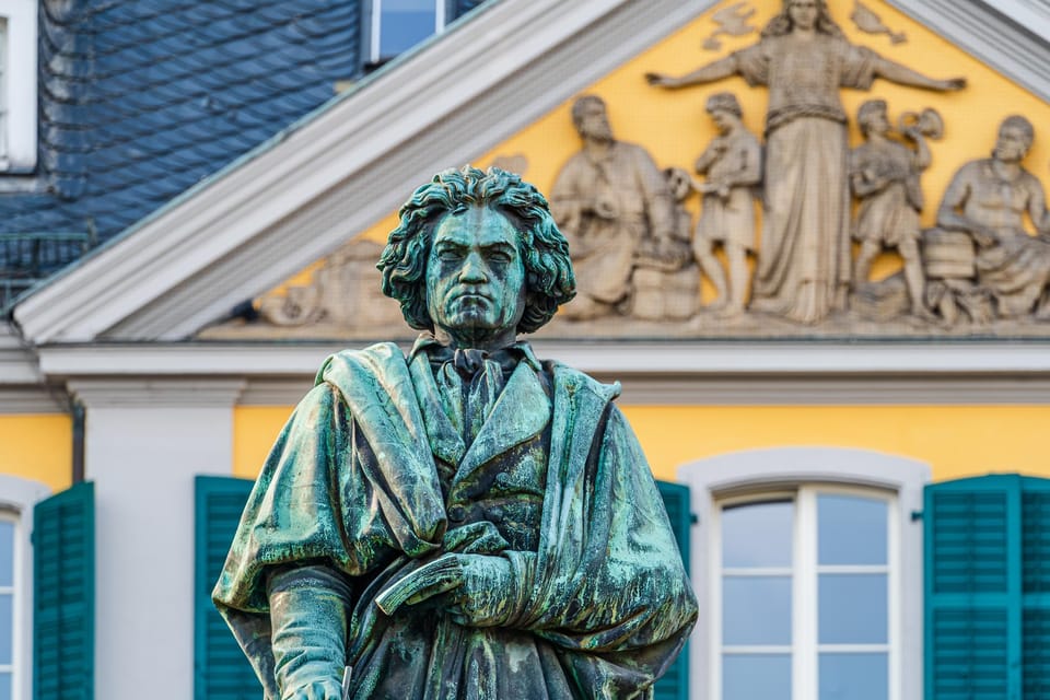 Bonn: Walking Tour With Audio Guide on App - Discovering Bonns History and Attractions