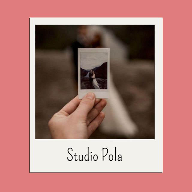 Bordeaux: Explore the City of Wines Through the Polaroid - Instant Memories Collection
