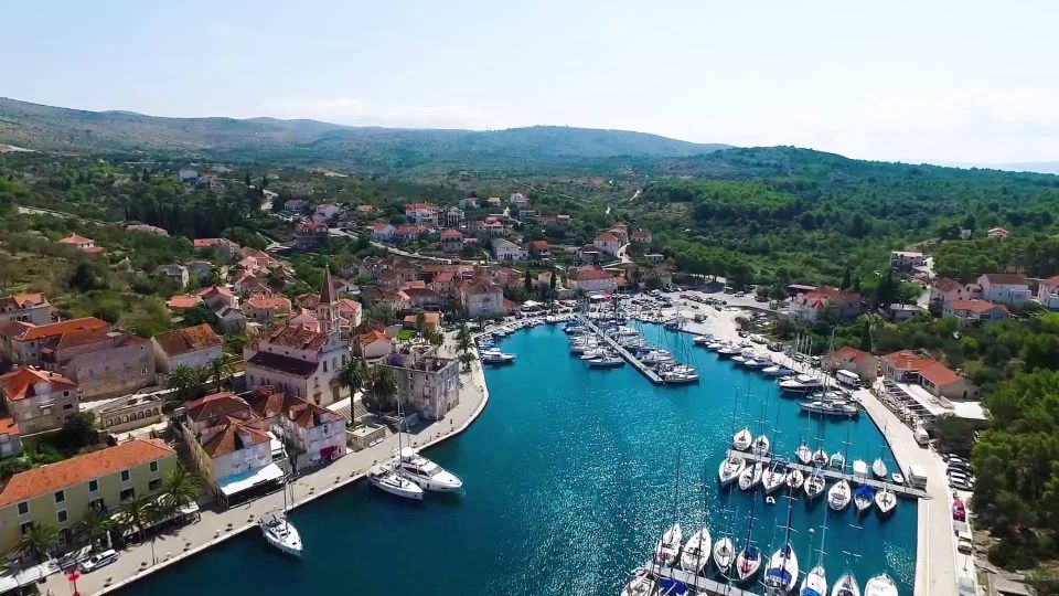 Brač Island Private Speedboat Tour From Split and Trogir - Meeting Points