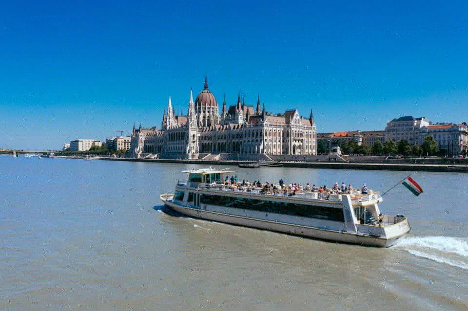 Budapest: 1-hour Sightseeing Danube River Cruise - Customer Reviews and Ratings