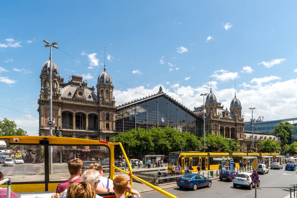 Budapest: City Sightseeing Hop-On Hop-Off Bus Tour & Extras - Tour Schedule and Logistics