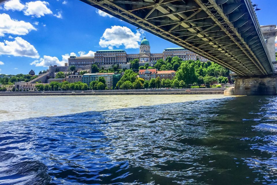 Budapest: Daytime Sightseeing Boat Cruise - Important Cruise Information